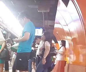 moglie matura bionda si fa inculare davanti a suo marito