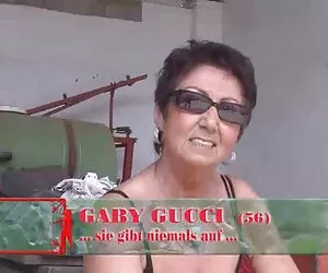 ChatRandom prank 26 - giovani mostrare suo grandi tette e figa - chk