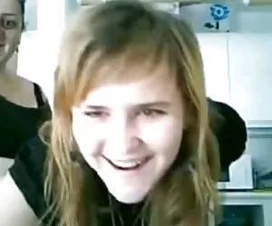 tettona teen bionda lavora! grande bottino tondo! Oh mamma!