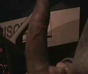 è necessario ottenere il vostro culo vergine scopato hard