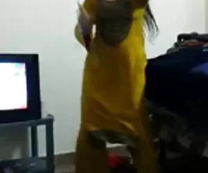 diventa subito duro, così io posso succhiare quel gallo