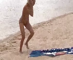 fortunato vecchio rudere roba sua vecchio gallo in una giovane bionda sexy