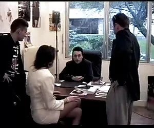 teen culo stretto che si estende e facendo yoga caldo. cameltoe n culo