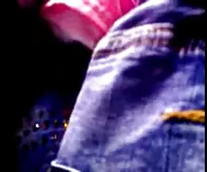 Busty hottie ottiene un cazzo grosso sesso anale