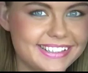 assistente di negozio scarpa upskirt 2