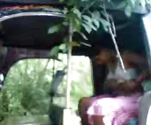 cazzo di partito sulla famosa spiaggia francese di troc