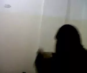 Sandra Romain persona schiaffo Annette Schwarz