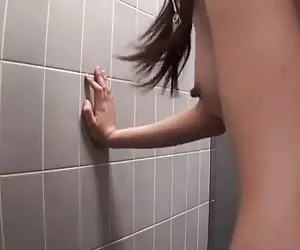 Bionda adolescente a scopare