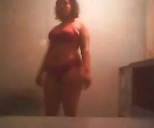 pulcino cool nella metropolitana