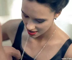 Nick bionda stazione di polizia parte 2