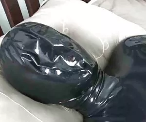 hottie ebano sbattuto da un grande gallo nero