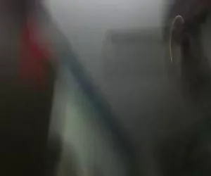 ragazza nerd tedesca dà sega pompino prende sborra bocca