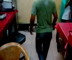 moglie olandese viene scopata in bagno da sconosciuto