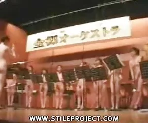 sesso e pompino in ufficio