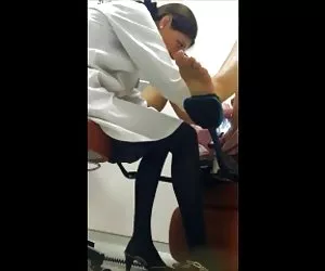 segretaria bionda pompino e scopata sul lavoro