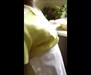 il tuo regalo di Natale è una lapdance pov in mutandine