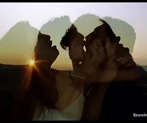 Upskirt voyeur chinandosi con piccoli pizzo perizoma