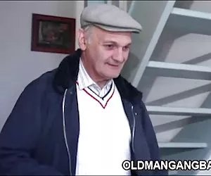 donne dominanti Bona ignora il suo piccolo gallo