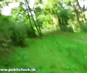 nonna fa piacere ragazza adolescente