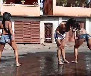 è possibile guardare me scopata da mio giocattolo ragazzo nero