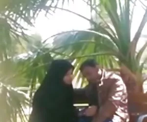 olio di oliva sulla figa di mia moglie