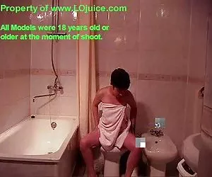 Il papa - loch riceve sperma facciale sperma