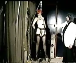 nascosto nel centro commerciale