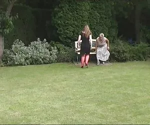 Tre calde puttane per un cazzo