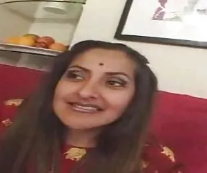 Diciottenni estreme 34 parte 1 rod fontana in lungo nero otc calze