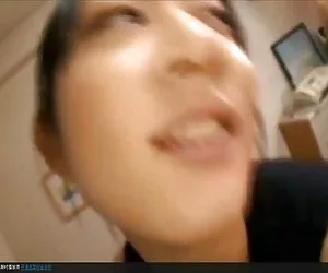 bimbo bionda sborra sniffare delizia anale