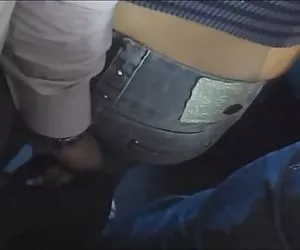 amatoriale milf fa un pompino che termina in un viso