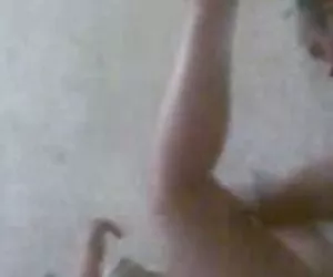 studentessa bruna succhia gallo maestra