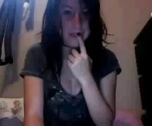 Orgasmi hardcore pov ragazza con capelli neri e la figa rasata