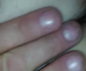 sexy ragazza giapponese gemiti mentre si fa leccare la figa