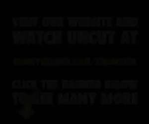 Raphael è bella azione porno sul pavimento della cucina