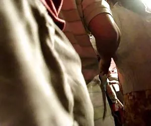 stanno andando entrambi dildo nel culo stretto