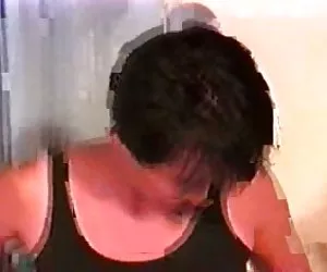 teen asiatica dal pugno duro