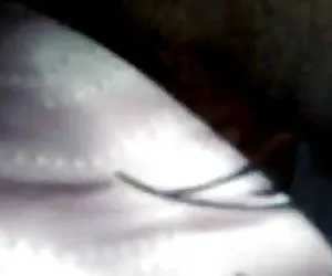 spiaggia nudista - pesca gioco grande clitoride - bella bionda - nudo