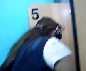 Guarda milf fare la webcam sessione