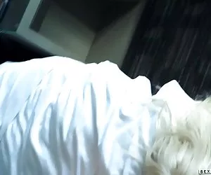 Stephanie Swift e Stacy Valentine infermiera sesso a tre