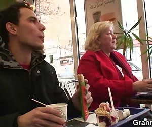 Sofia - bella ragazza giapponese