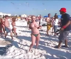 Lisa de leeuw - prima il piacere, poi il business