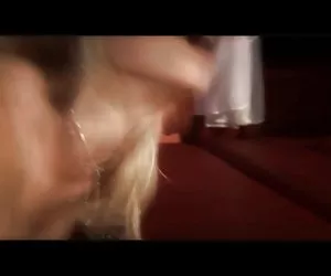 ALT porno latina Michelle calore delle rocce e cavalca un grande cazzo