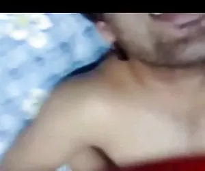 Julia Perrin striscia e un cazzo visualizza