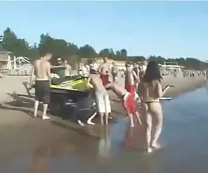 Gina Lynn, e fa di tutto per soddisfare i suoi fan