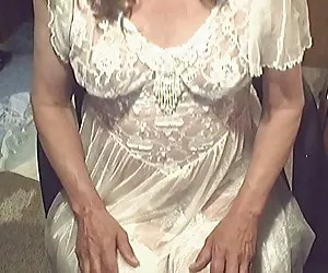 diteggiatura teen carina zingara lapdances e ottiene caldo