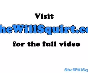 eiaculazione femminile volpe tiffany hottie succhia gallo